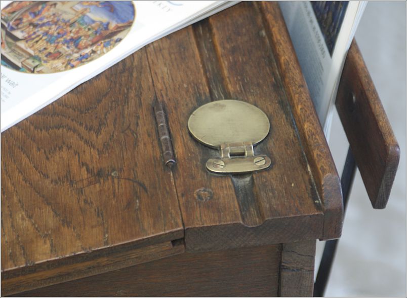 4031 Childs Antique School Desk (7)